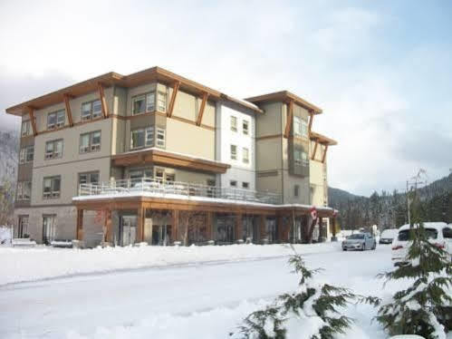 Hi Whistler - Hostel Экстерьер фото